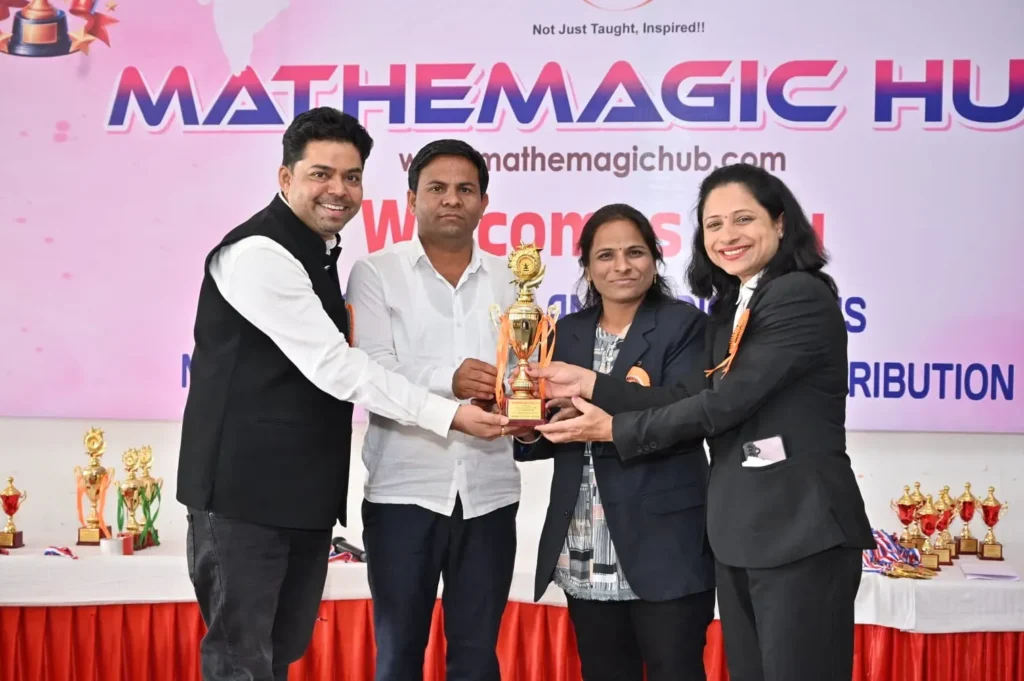 mathemagichub best franchise award received by mathemagichub yeola branch